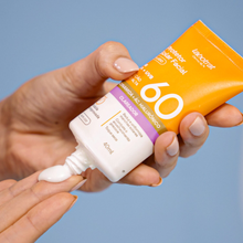 Carregar imagem no visualizador da galeria, Protetor Solar Facial Labotrat Dermo Sun Fluido Incolor FPS60 40ml